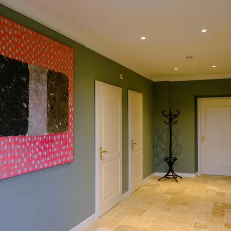 Hofensemble Nahe Berlin *